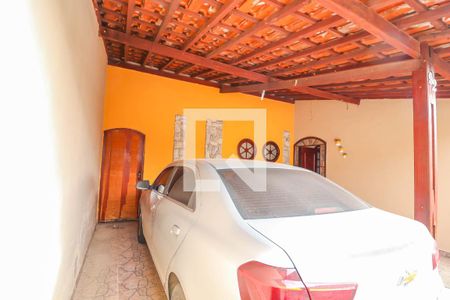 Casa à venda com 179m², 3 quartos e 3 vagasGaragem