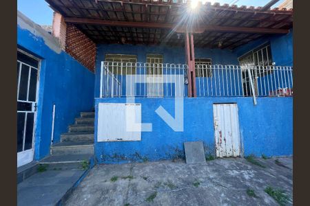 Casa à venda com 360m², 3 quartos e 2 vagassegunda casa no lote