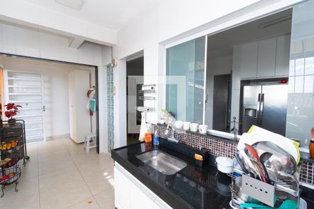 Casa à venda com 360m², 6 quartos e 4 vagasCasa 1 - Cozinha