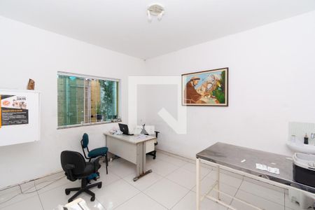 Casa à venda com 360m², 6 quartos e 4 vagasCasa 3 - Quarto 1