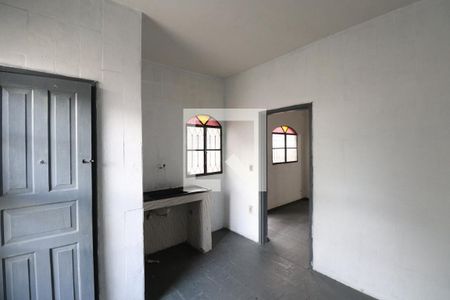 Cozinha de casa para alugar com 1 quarto, 50m² em Trindade, São Gonçalo