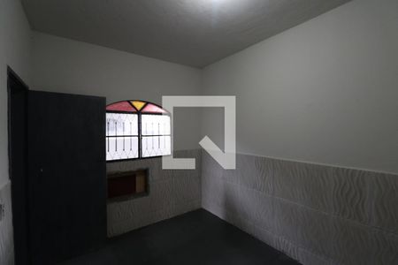 Quarto de casa para alugar com 1 quarto, 50m² em Trindade, São Gonçalo