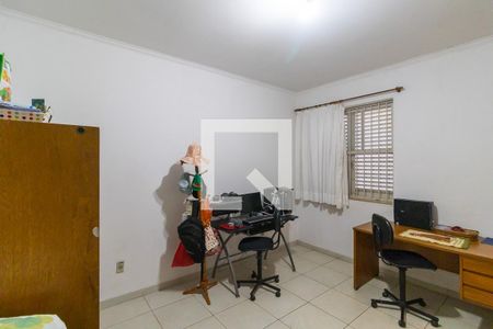 Casa à venda com 312m², 5 quartos e 2 vagasQuarto 3