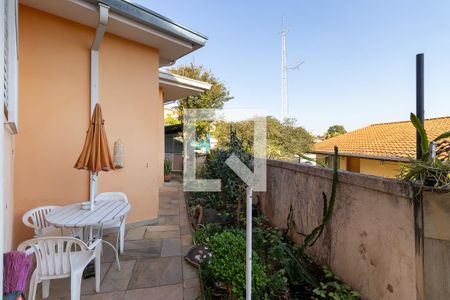 Casa à venda com 312m², 5 quartos e 2 vagasQuintal