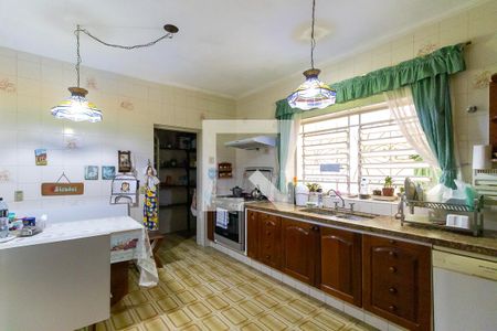 Casa à venda com 312m², 5 quartos e 2 vagasCozinha