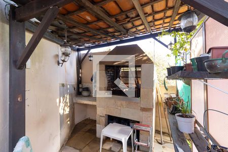 Casa à venda com 312m², 5 quartos e 2 vagasChurrasqueira