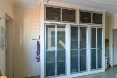 Casa à venda com 312m², 5 quartos e 2 vagasÁrea de serviço