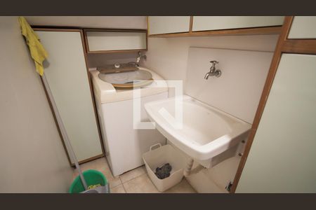 Casa à venda com 69m², 2 quartos e sem vagaÁrea de Serviço