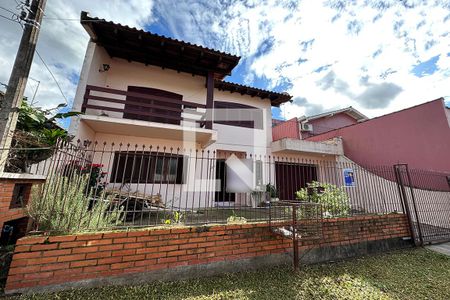 Casa à venda com 209m², 2 quartos e 2 vagasFachada