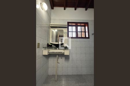 Casa à venda com 209m², 2 quartos e 2 vagasBanheiro 1