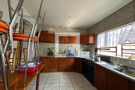 Casa à venda com 209m², 2 quartos e 2 vagasCozinha 