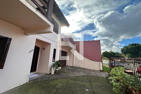 Casa à venda com 209m², 2 quartos e 2 vagasFachada