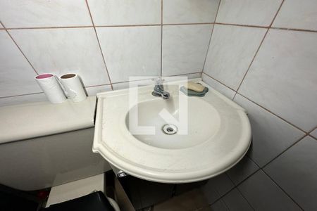 Casa à venda com 209m², 2 quartos e 2 vagasBanheiro 2