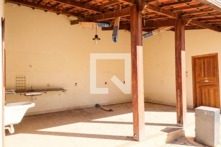 Casa à venda com 420m², 5 quartos e 4 vagasÁrea comum