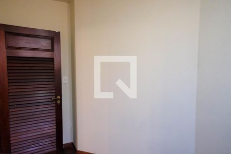 Casa à venda com 420m², 5 quartos e 4 vagasQuarto de Serviço