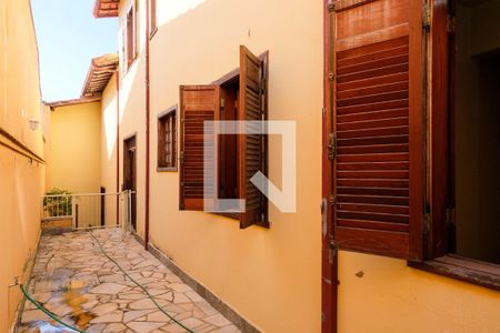 Casa à venda com 420m², 5 quartos e 4 vagasÁrea comum