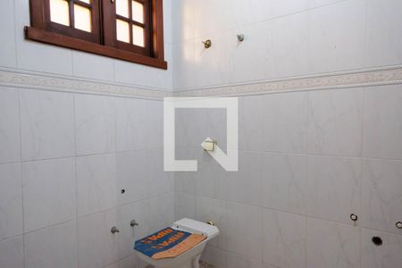 Casa à venda com 420m², 5 quartos e 4 vagasBanheiro