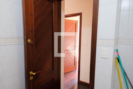 Casa à venda com 420m², 5 quartos e 4 vagasBanheiro