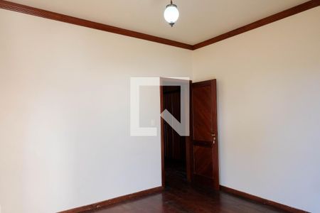 Casa à venda com 420m², 5 quartos e 4 vagasQuarto 5