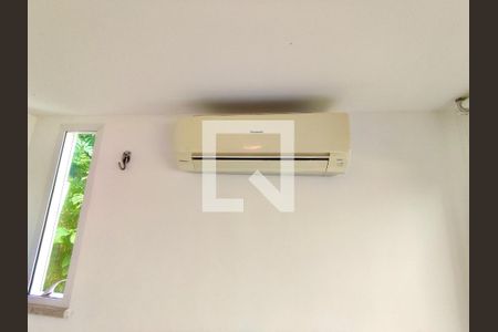 Casa à venda com 354m², 4 quartos e 2 vagas Casa à venda com 354m², 4 quartos e 2 vagasSuíte 3