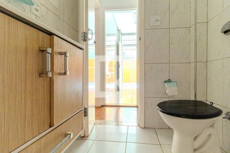 Banheiro de apartamento para alugar com 1 quarto, 48m² em Vila Buarque, São Paulo