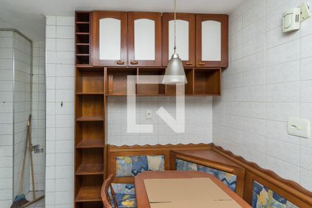 Apartamento para alugar com 96m², 2 quartos e 1 vagaCozinha - Armários