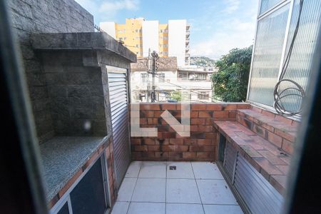 Apartamento para alugar com 96m², 2 quartos e 1 vagaVaranda