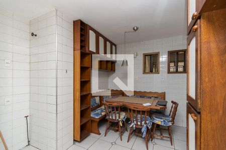 Apartamento para alugar com 96m², 2 quartos e 1 vagaCozinha