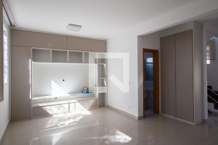 Sala de Estar de casa de condomínio à venda com 3 quartos, 170m² em Garças, Belo Horizonte