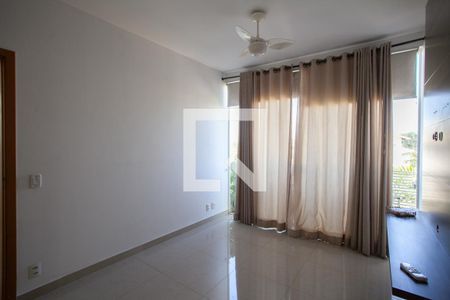 Casa de condomínio à venda com 170m², 3 quartos e 3 vagas Casa de condomínio à venda com 170m², 3 quartos e 3 vagasSuíte