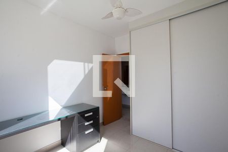 Casa de condomínio à venda com 170m², 3 quartos e 3 vagas Casa de condomínio à venda com 170m², 3 quartos e 3 vagasQuarto 1