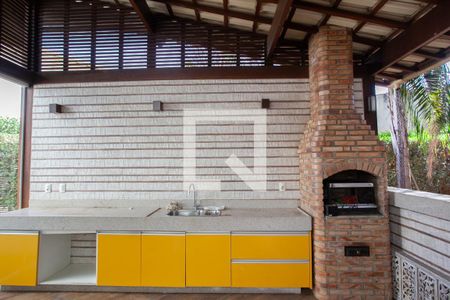 Casa de condomínio à venda com 170m², 3 quartos e 3 vagas Casa de condomínio à venda com 170m², 3 quartos e 3 vagasEspaço Gourmet