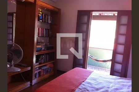 Casa à venda com 4 quartos, 341m² em Badu, Niterói