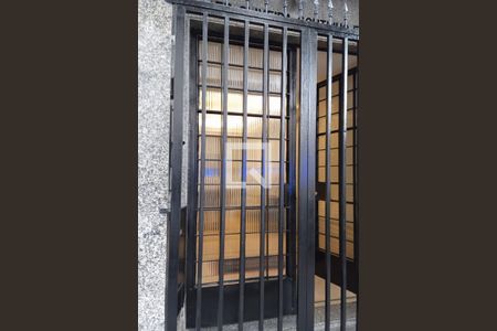 Studio à venda com 40m², 1 quarto e sem vaga Studio à venda com 40m², 1 quarto e sem vagaFachada