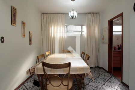 Apartamento à venda com 130m², 3 quartos e 2 vagasSala