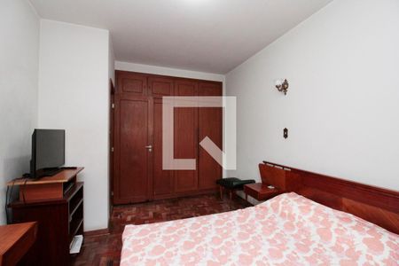 Apartamento à venda com 130m², 3 quartos e 2 vagasQuarto 2