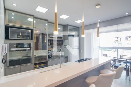 Apartamento à venda com 83m², 2 quartos e 2 vagasCozinha