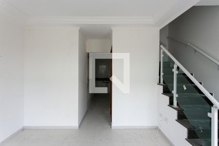 Sala de casa de condomínio para alugar com 2 quartos, 80m² em Vila Esperança, São Paulo