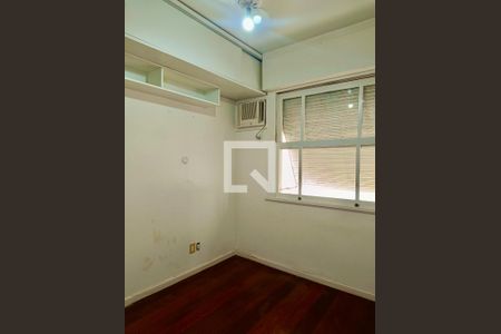 Quarto 1 de apartamento para alugar com 2 quartos, 48m² em Leblon, Rio de Janeiro