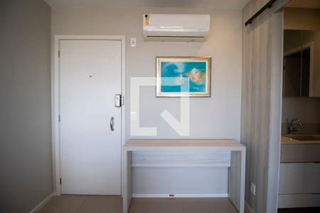 Sala de apartamento para alugar com 1 quarto, 46m² em Jardim Goiás, Goiânia