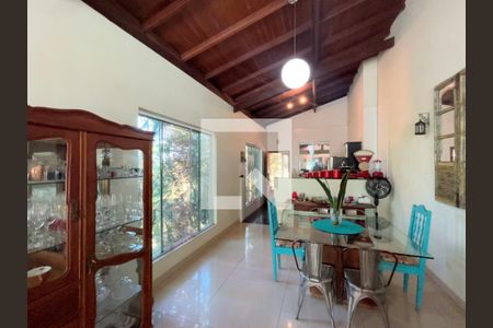 Sala de Jantar de casa de condomínio para alugar com 4 quartos, 300m² em Retiro Do Chale, Brumadinho