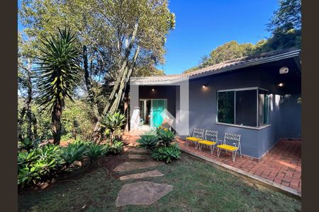 Casa de condomínio à venda com 300m², 4 quartos e 4 vagasÁrea Externa