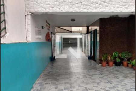 Casa à venda com 4 quartos, 300m² em Parque Tomas Saraiva, São Paulo