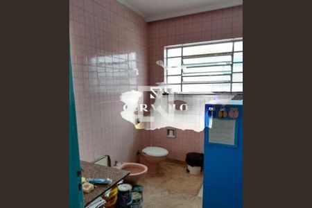 Casa à venda com 4 quartos, 300m² em Parque Tomas Saraiva, São Paulo