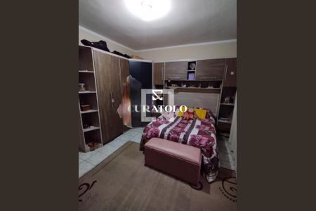 Casa à venda com 3 quartos, 185m² em Cidade São Jorge, Santo André