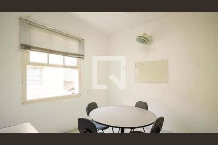 Casa à venda com 3 quartos, 130m² em Vila Mariana, São Paulo