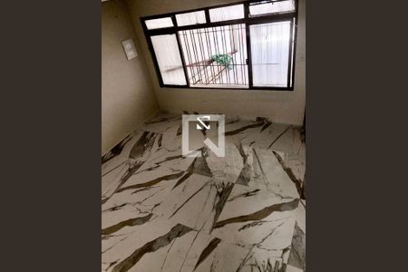 Casa à venda com 4 quartos, 187m² em Vila Bertioga, São Paulo