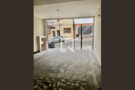 Casa à venda com 4 quartos, 187m² em Vila Bertioga, São Paulo