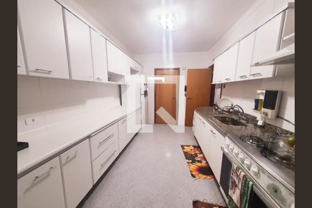 Apartamento à venda com 137m², 3 quartos e 2 vagas