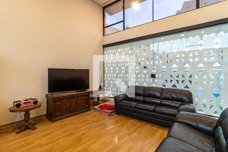 Sala de casa à venda com 6 quartos, 480m² em Perdizes, São Paulo